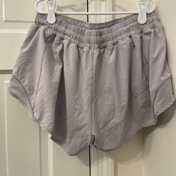 Lululemon Hotty Hot Short II Long 4” - Picture 2 of 4